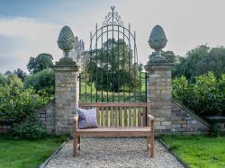 London 1.3 Metre Teak Garden Bench